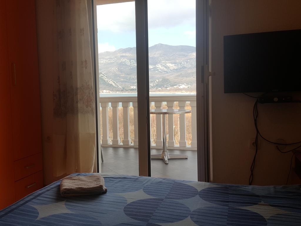 Buljarica Bay Apartments Petrovac Exterior photo