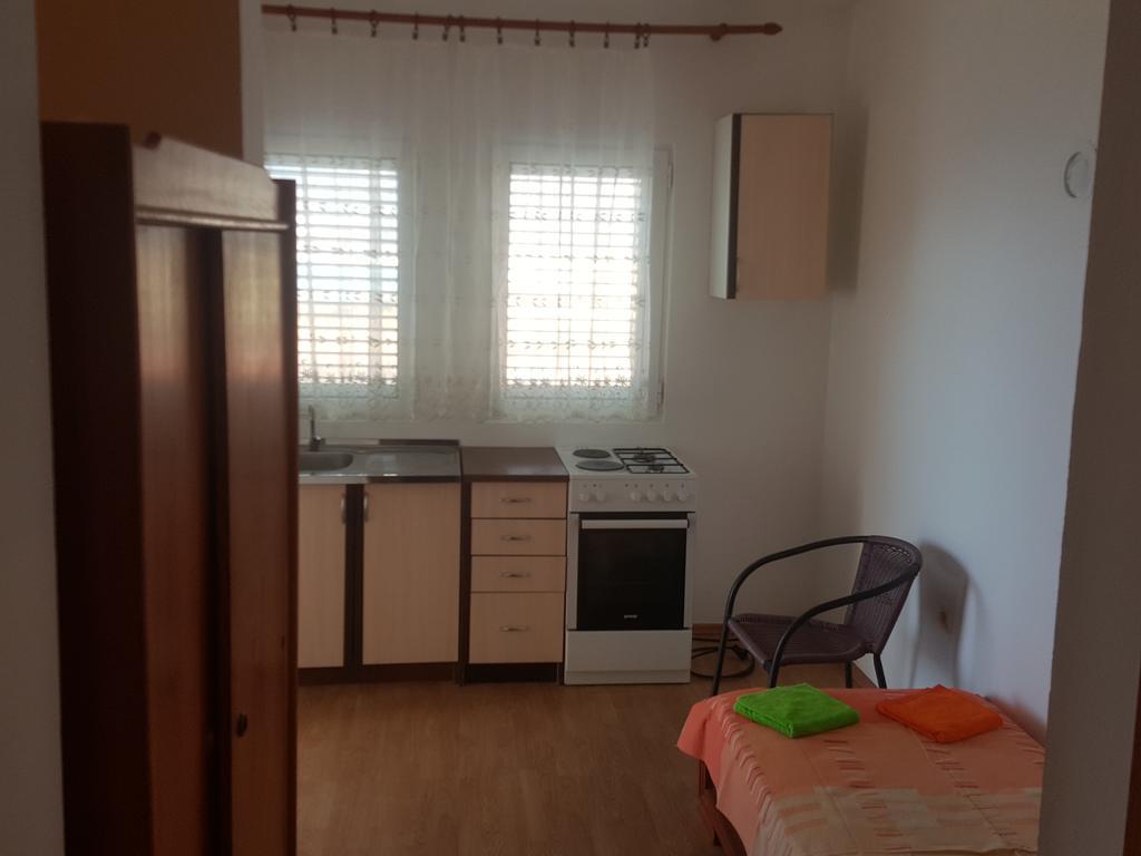 Buljarica Bay Apartments Petrovac Exterior photo