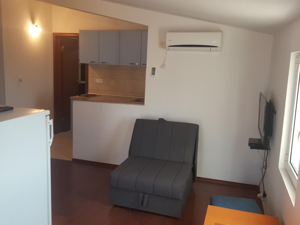 Buljarica Bay Apartments Petrovac Exterior photo